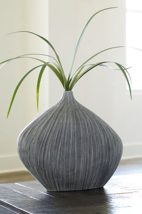 Donya Vase - Vase - Half Price Furniture