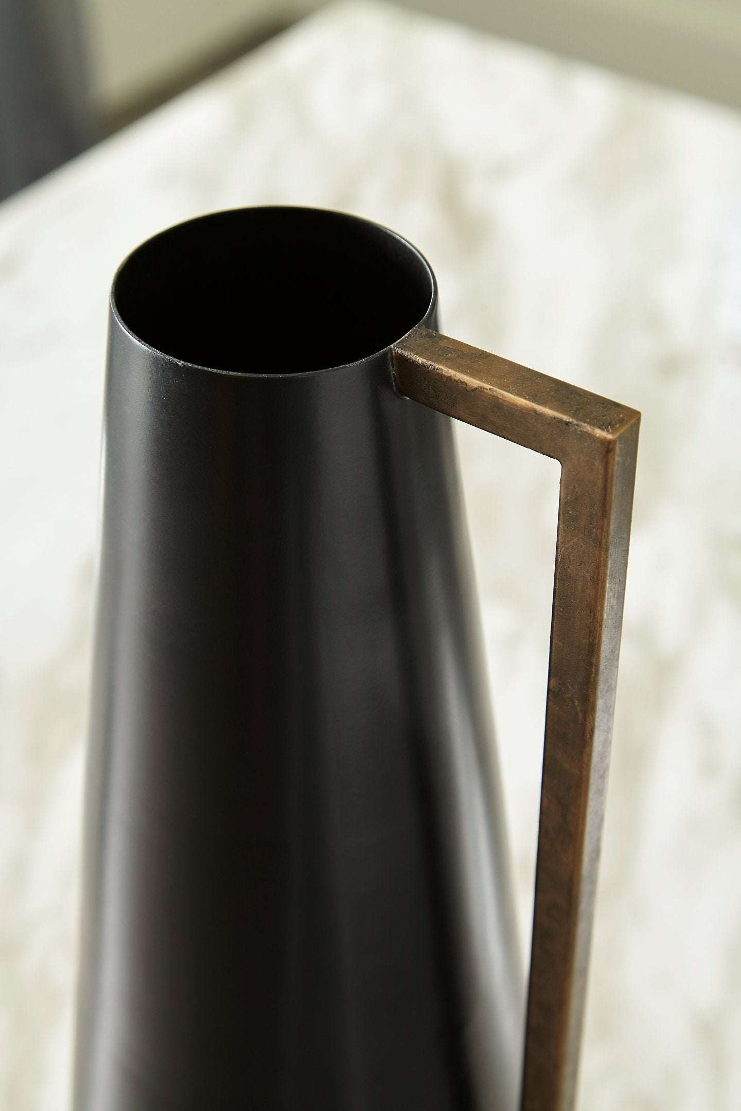 Pouderbell Vase Half Price Furniture