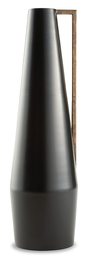 Pouderbell Vase Half Price Furniture