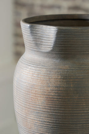 Brickmen Vase - Vase - Half Price Furniture