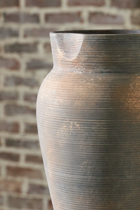 Brickmen Vase - Vase - Half Price Furniture
