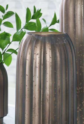 Briarcott Vase Half Price Furniture