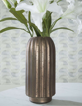 Briarcott Vase Half Price Furniture