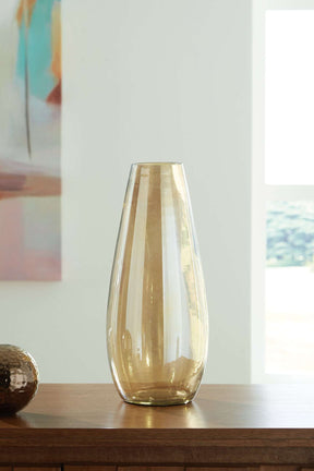 Rhettman Vase - Half Price Furniture