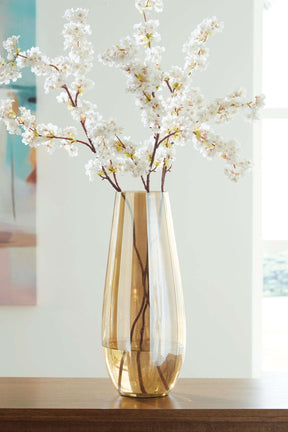 Rhettman Vase - Half Price Furniture