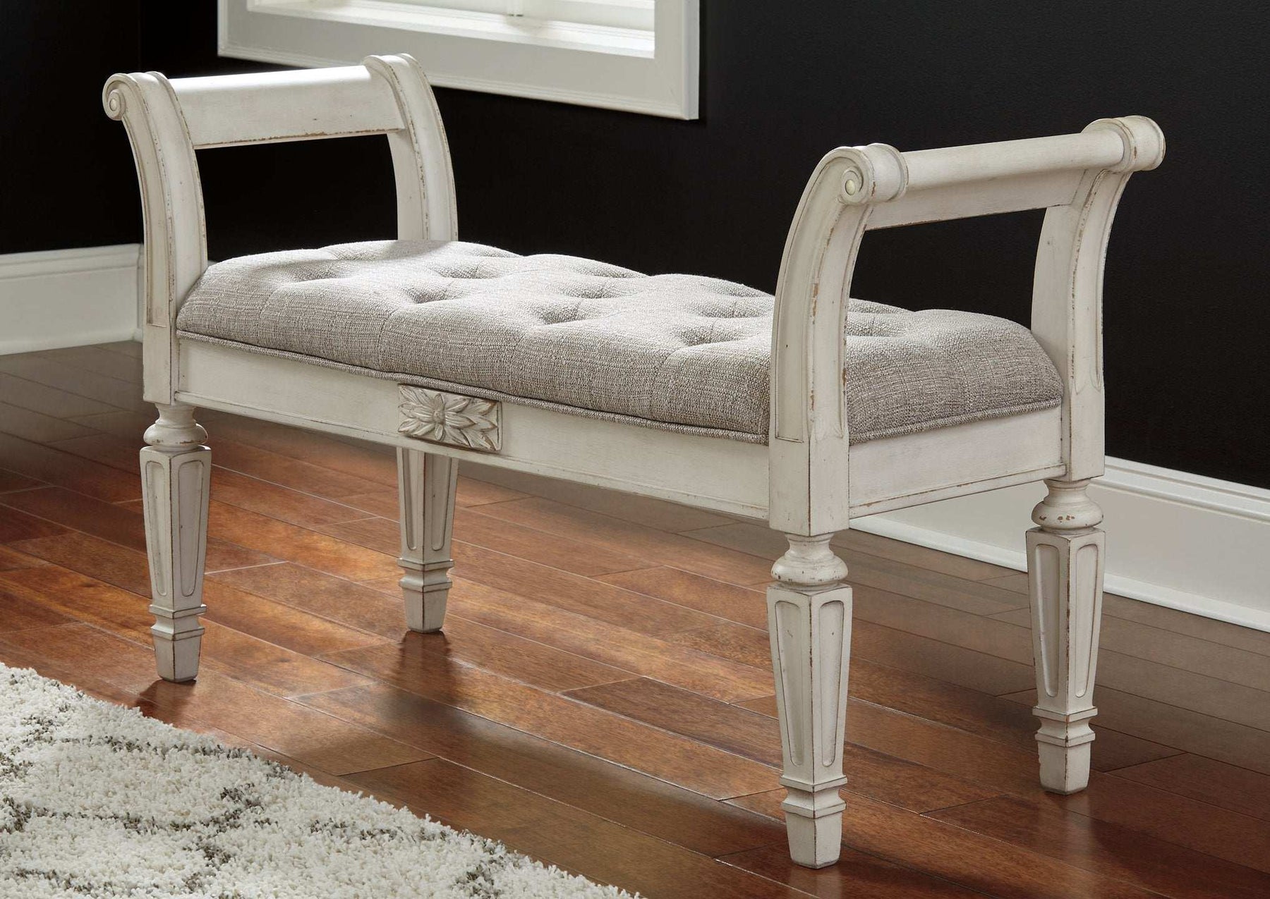 Realyn Accent Bench Half Price Furniture
