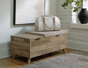 Gerdanet Storage Bench - Half Price Furniture