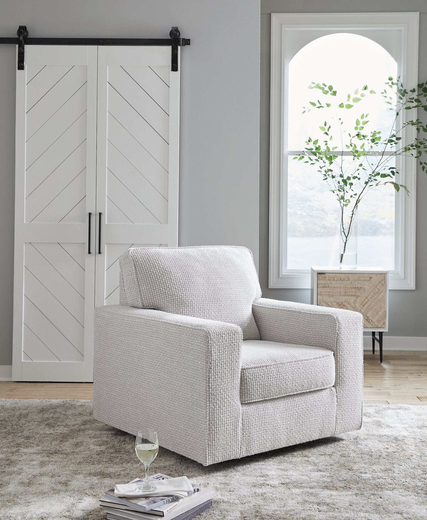 Olwenburg Swivel Accent Chair Half Price Furniture