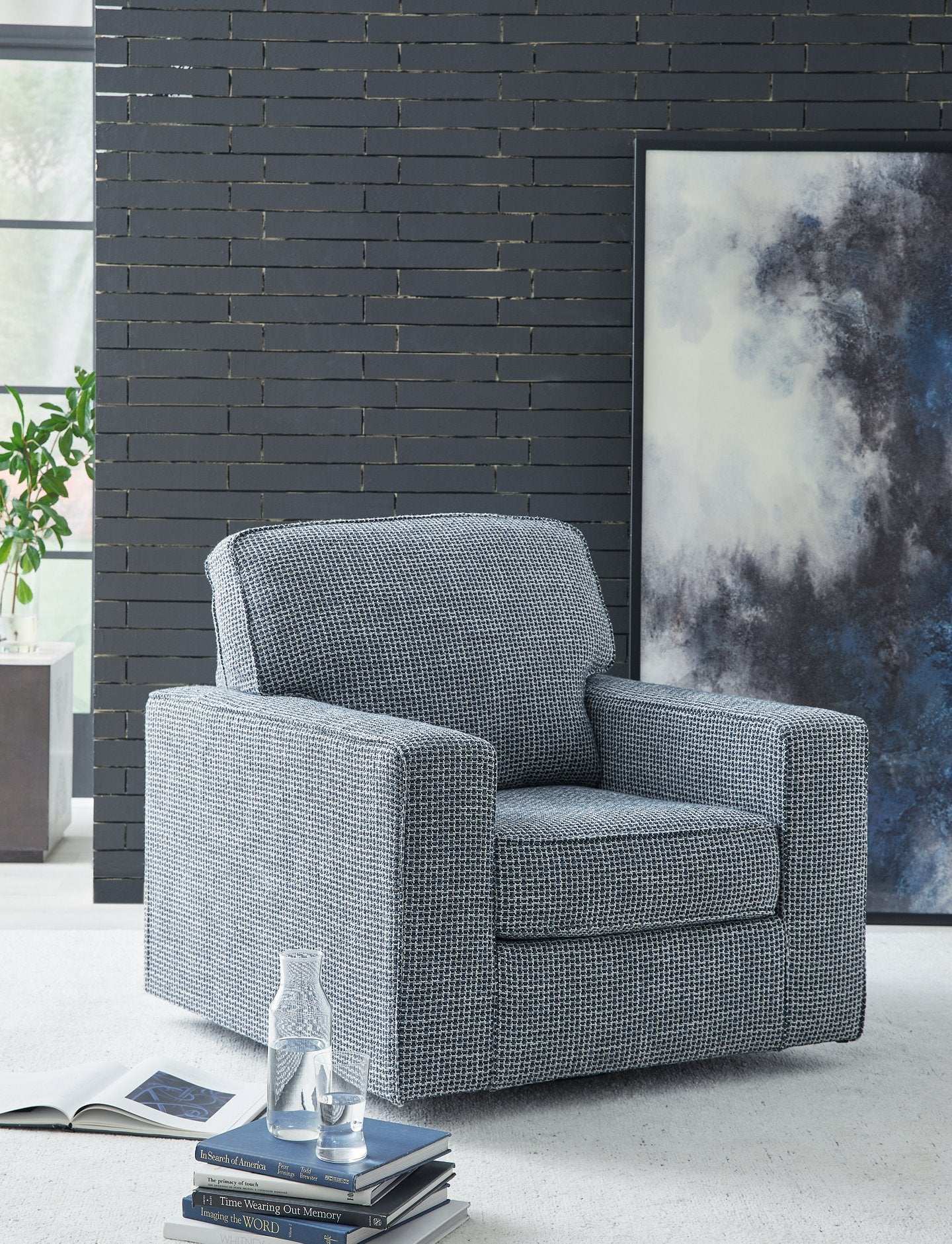 Olwenburg Swivel Accent Chair Half Price Furniture