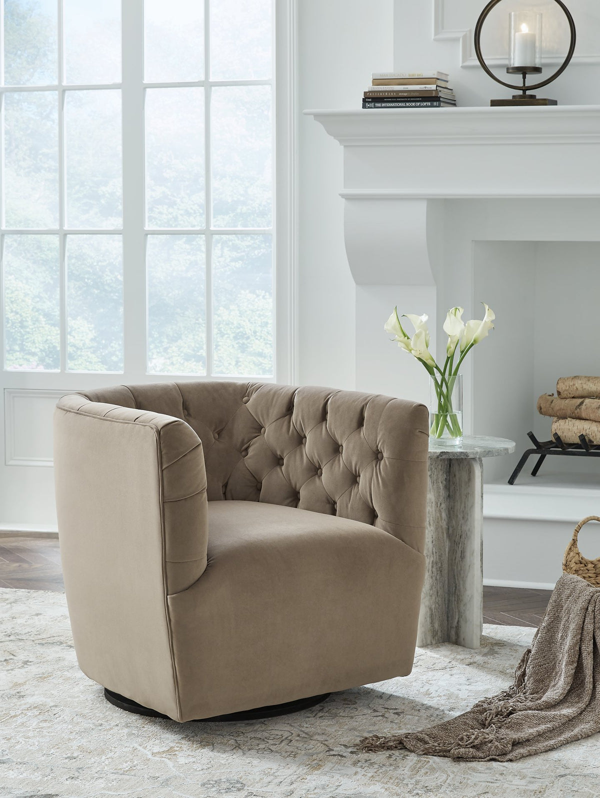 Hayesler Swivel Accent Chair - Half Price Furniture