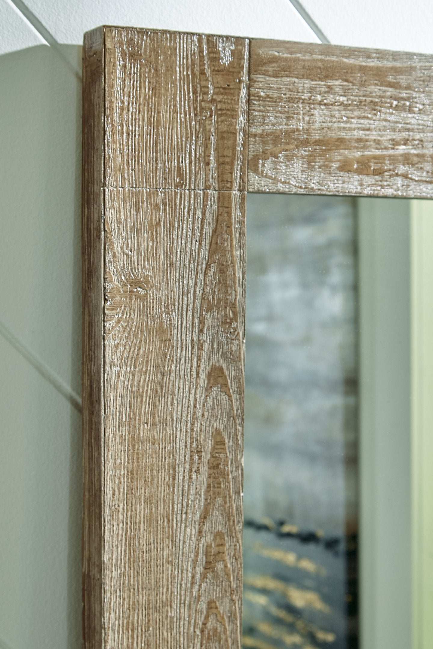Waltleigh Floor Mirror - Half Price Furniture