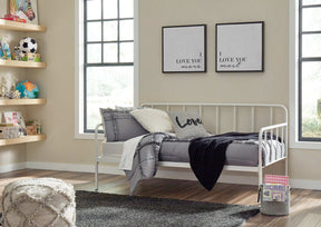 Trentlore Bed with Platform Half Price Furniture