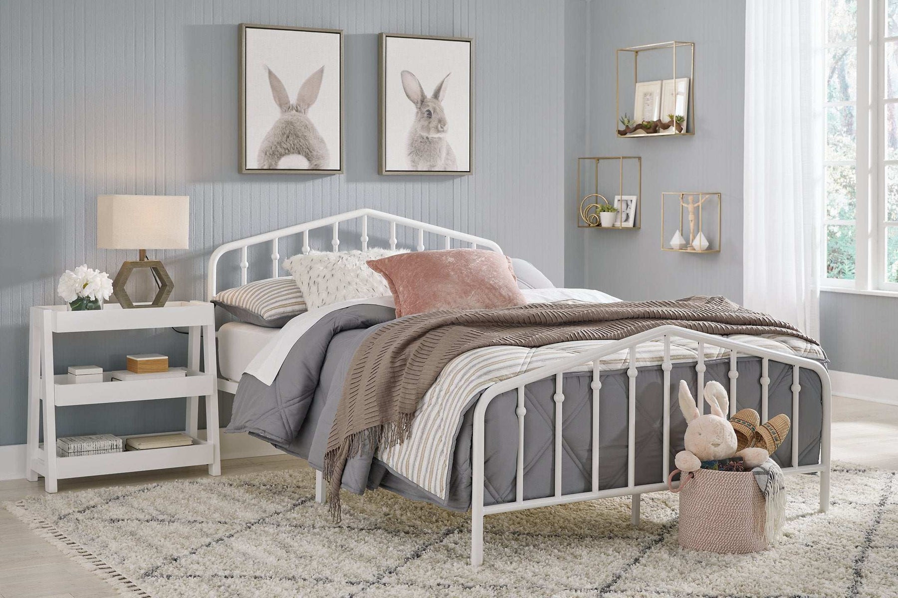 Trentlore Bed - Half Price Furniture
