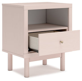 Wistenpine Nightstand - Half Price Furniture