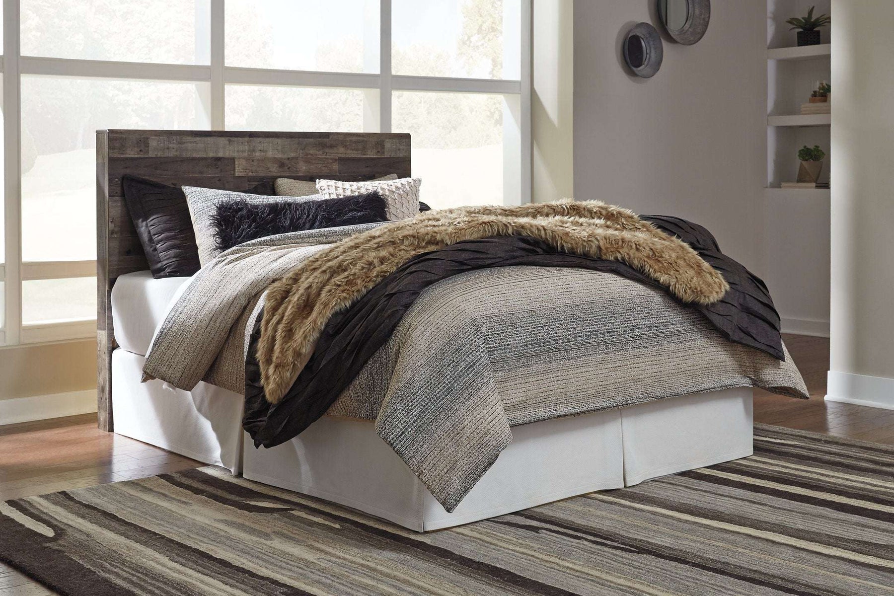 Derekson Bed Half Price Furniture