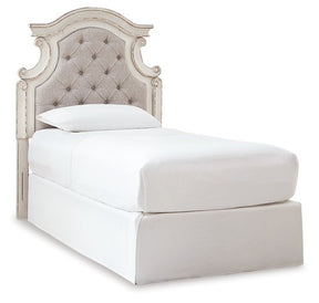 Realyn Bed - Half Price Furniture