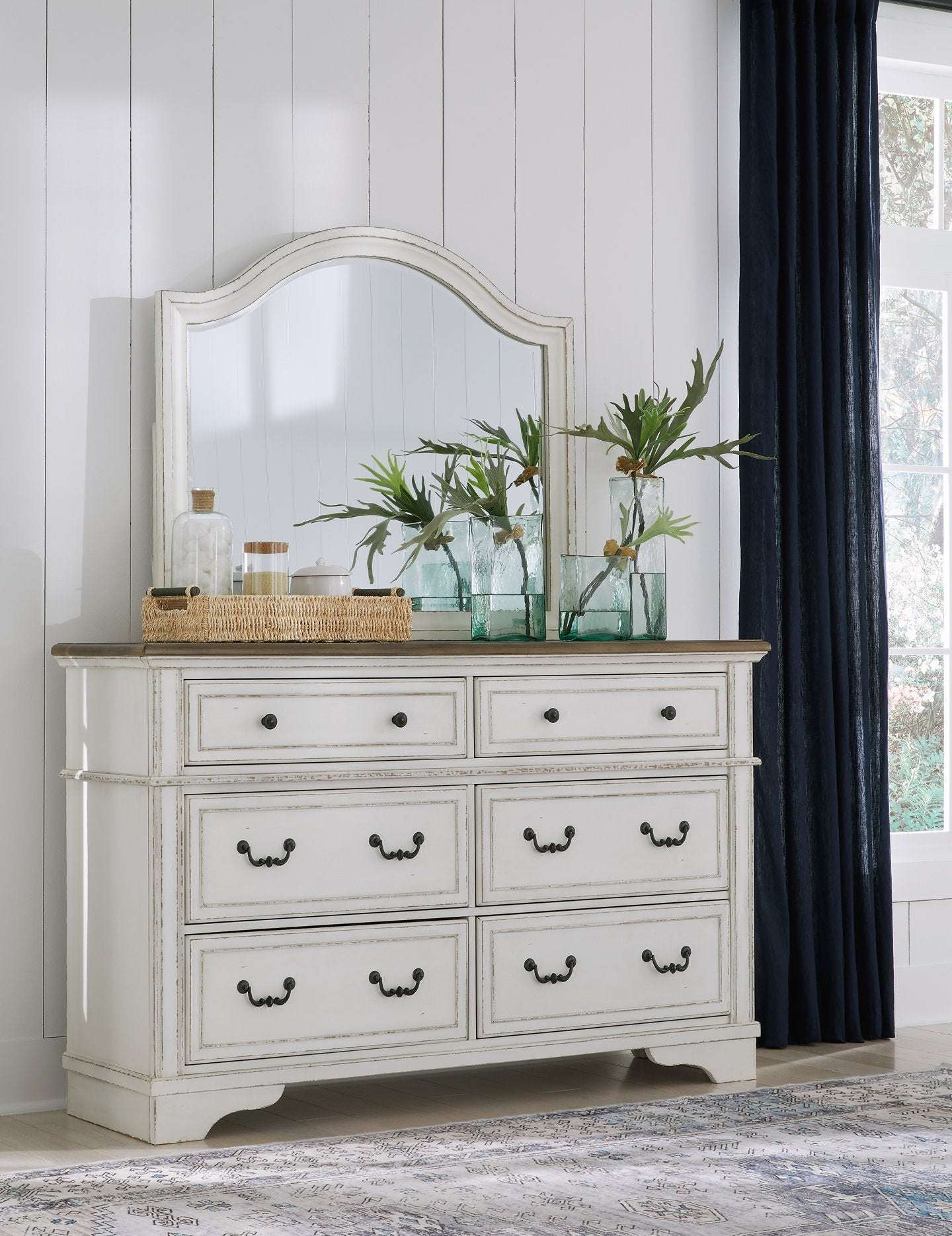 Brollyn Dresser and Mirror Half Price Furniture