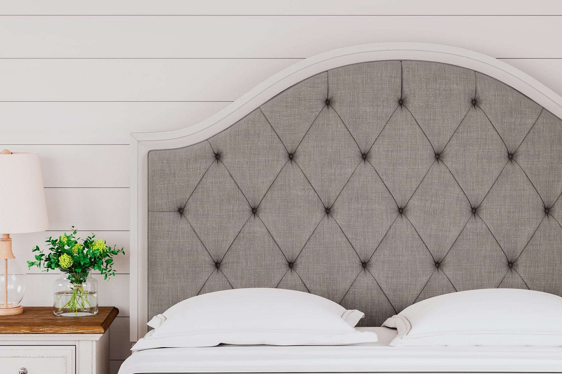 Brollyn Upholstered Bed - Bed - Half Price Furniture