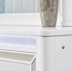 Chalanna Dresser and Mirror Half Price Furniture