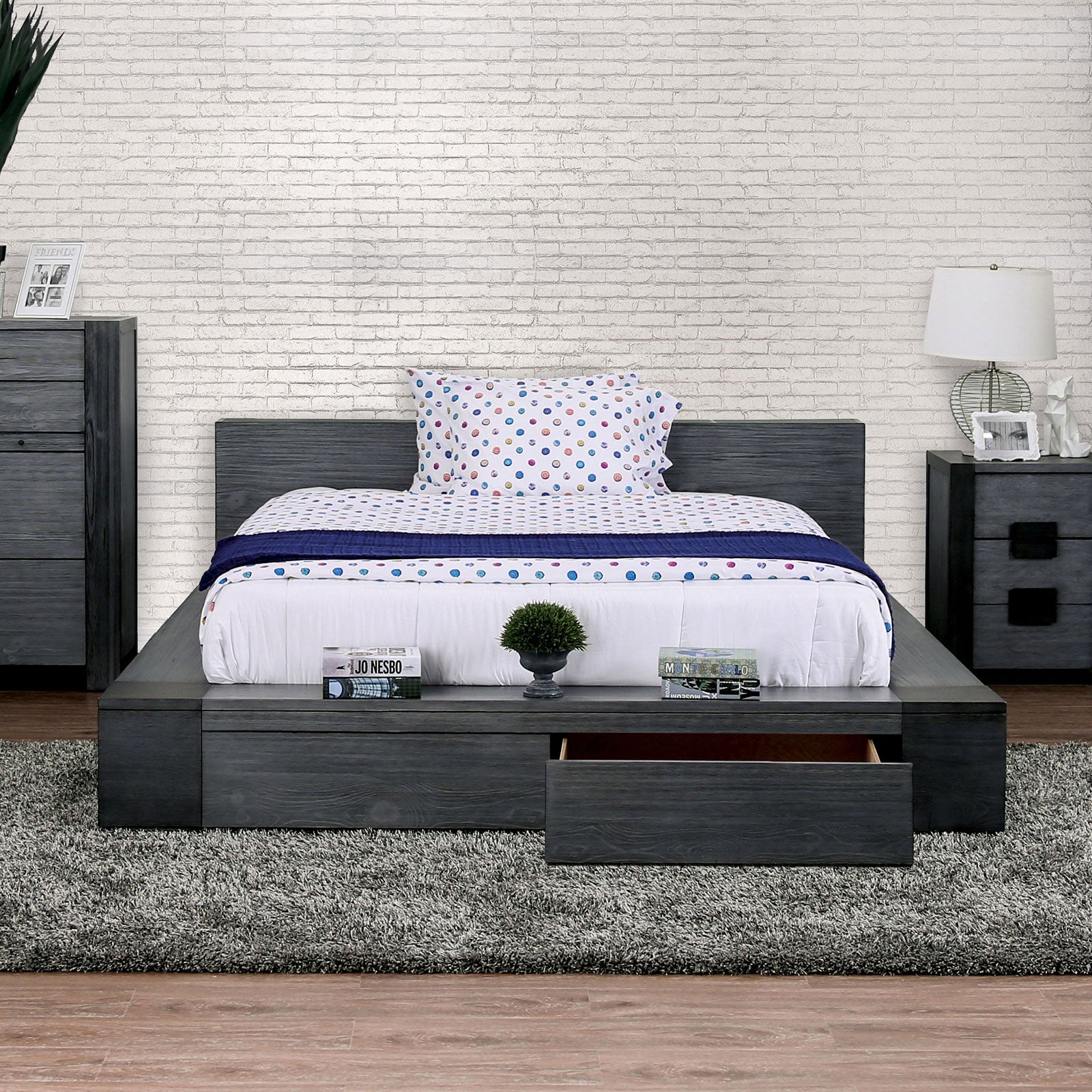Janeiro Gray Queen Bed - Bed - Half Price Furniture