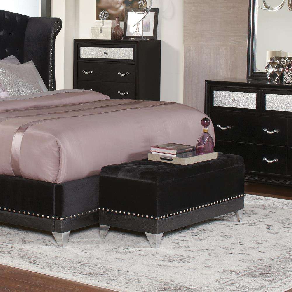 Barzini Tufted Rectangular Trunk with Nailhead Black - Half Price Furniture