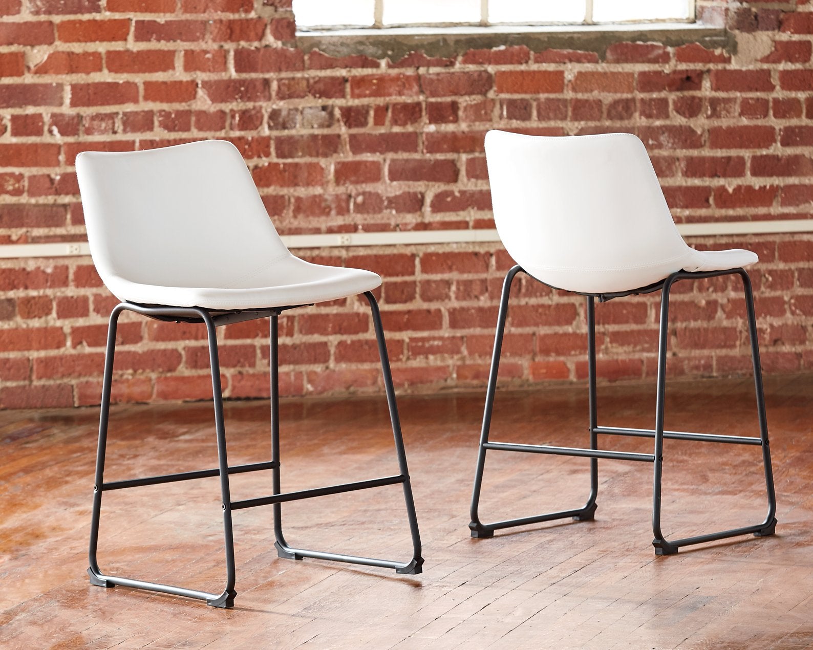 Centiar Counter Height Bar Stool - Half Price Furniture