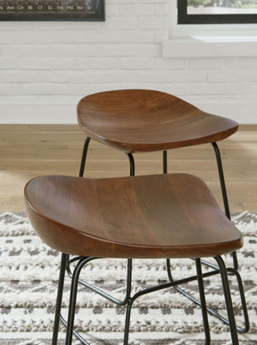 Wilinruck Dining Set - Half Price Furniture