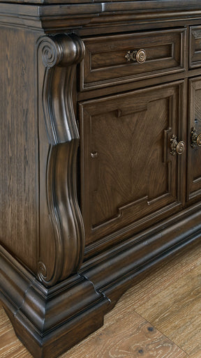 Maylee Dining Room Set - Half Price Furniture