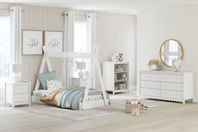 Hallityn Bed - Half Price Furniture