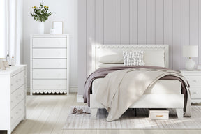 Hallityn Chest of Drawers - Half Price Furniture