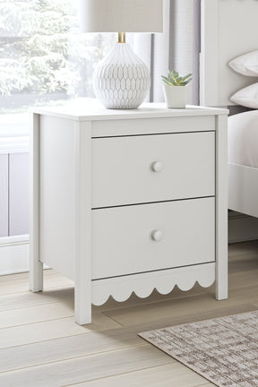 Hallityn Nightstand - Half Price Furniture