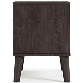 Piperton Nightstand - Half Price Furniture