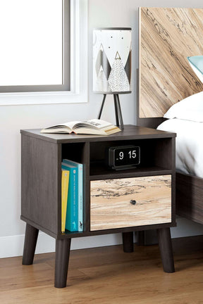 Piperton Nightstand - Half Price Furniture