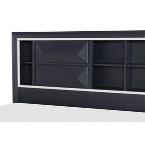 Rosemont (3) Queen Platform Bed with Footboard Storage - Storage - Half Price Furniture