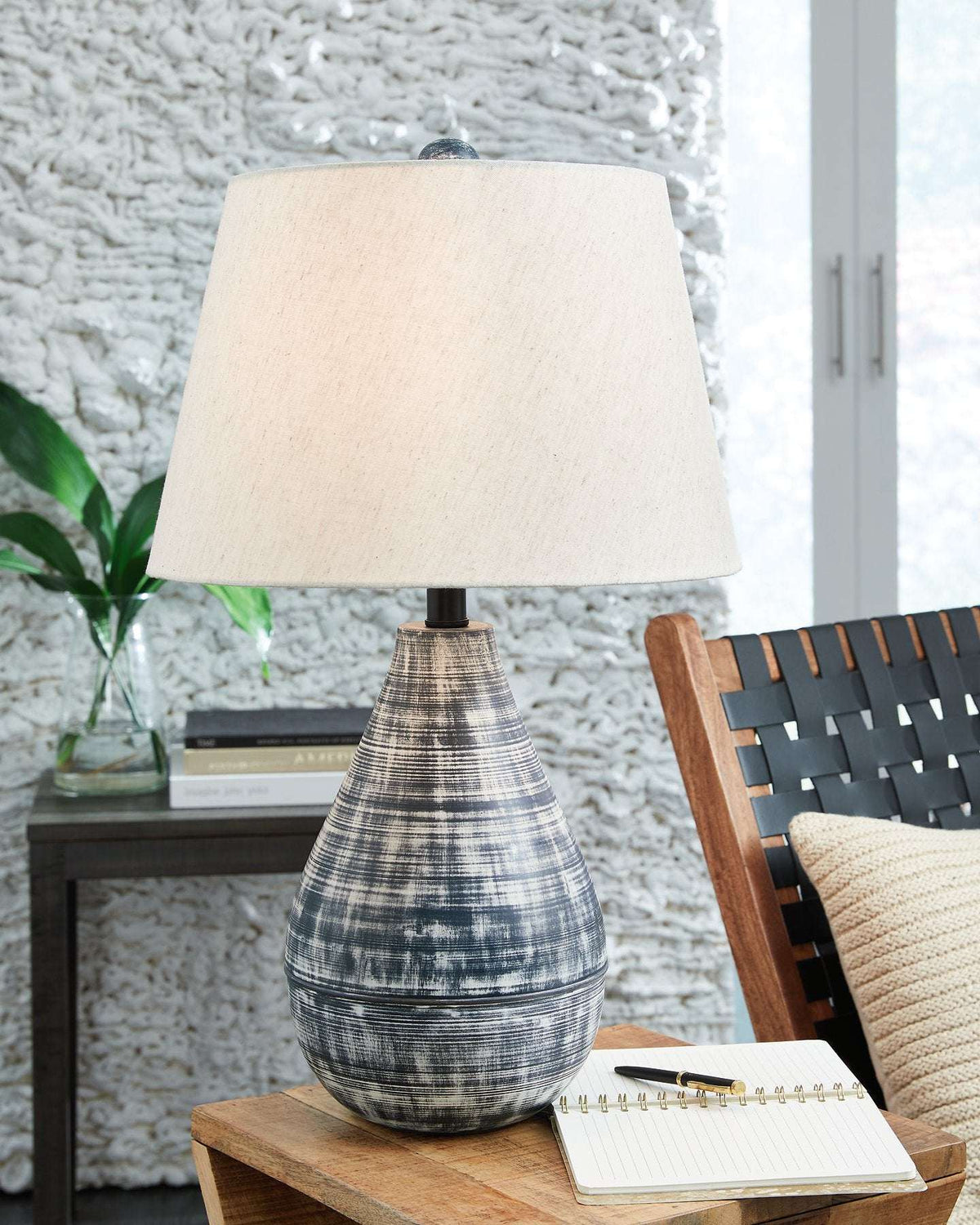 Erivell Table Lamp (Set of 2) - Lamp Set - Half Price Furniture