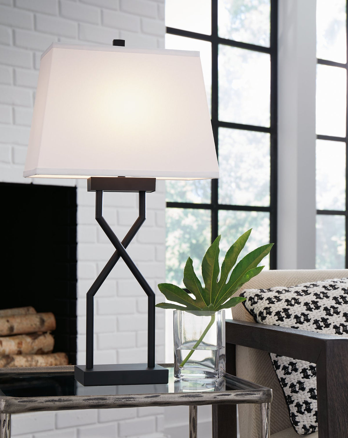 Brookthrone Table Lamp (Set of 2) - Lamp - Half Price Furniture