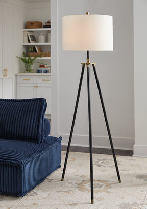 Cashner Floor Lamp - Lamp - Half Price Furniture