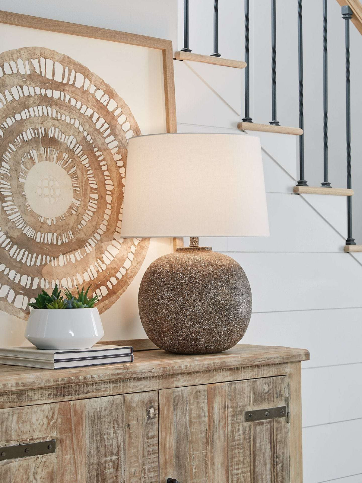 Neavesboro Lamp Set - Half Price Furniture