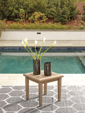Gerianne End Table - Half Price Furniture
