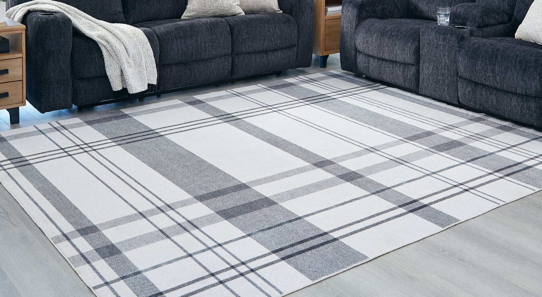 Kaidlow 7'5" x 9'6" Rug Half Price Furniture