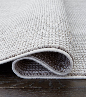 Eduring Medium Rug - Rug Medium - Half Price Furniture