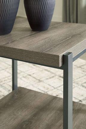 Wilmaden Table (Set of 3) Half Price Furniture