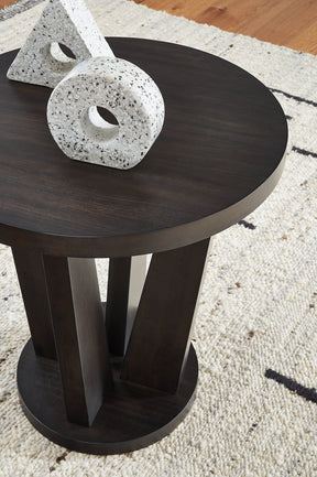 Chasinfield Occasional Table Set Half Price Furniture