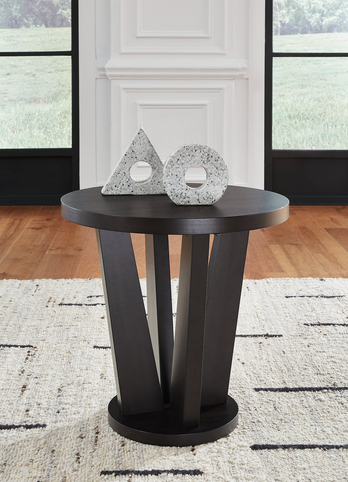 Chasinfield End Table - Half Price Furniture