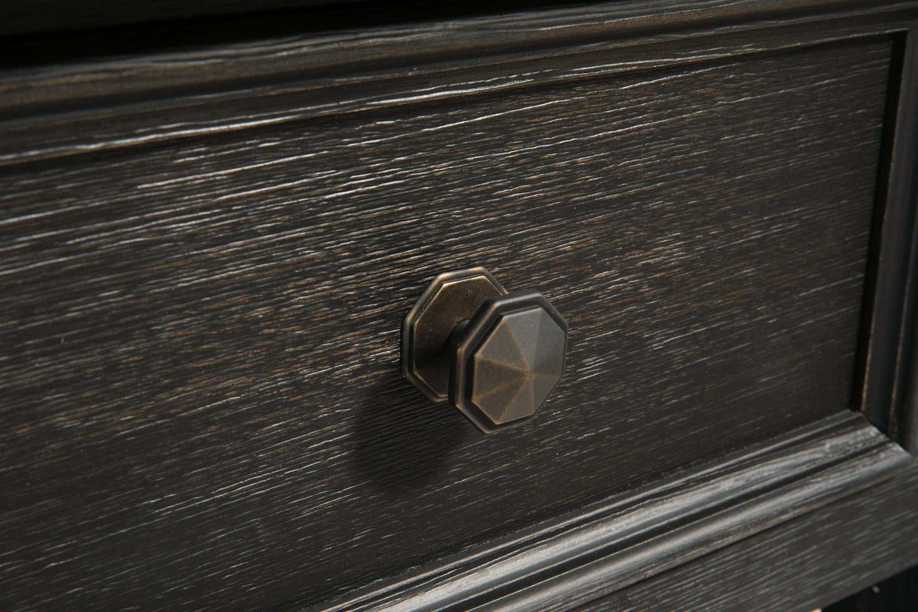 Tyler Creek Table Set - Half Price Furniture