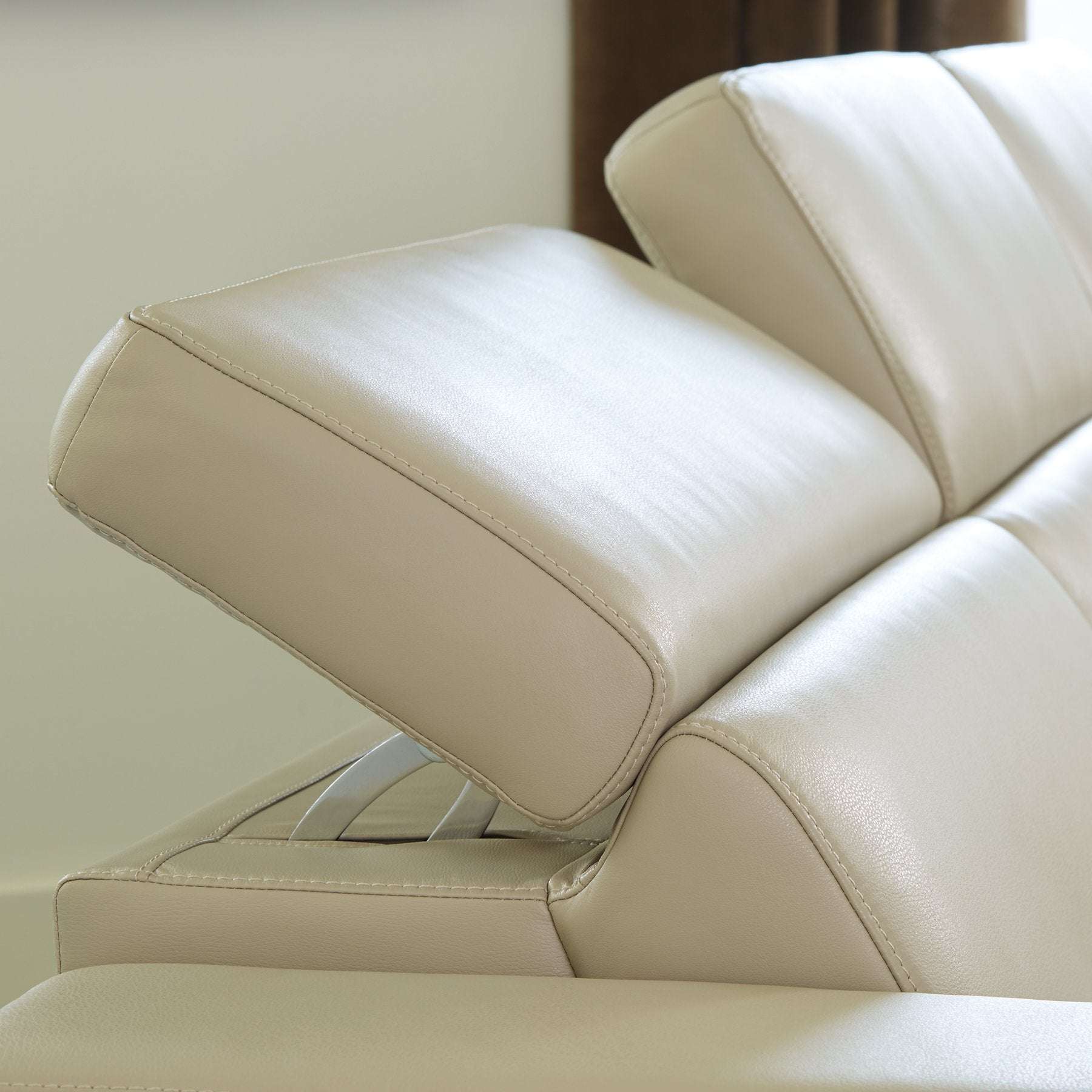 Texline 3-Piece Power Reclining Loveseat Half Price Furniture