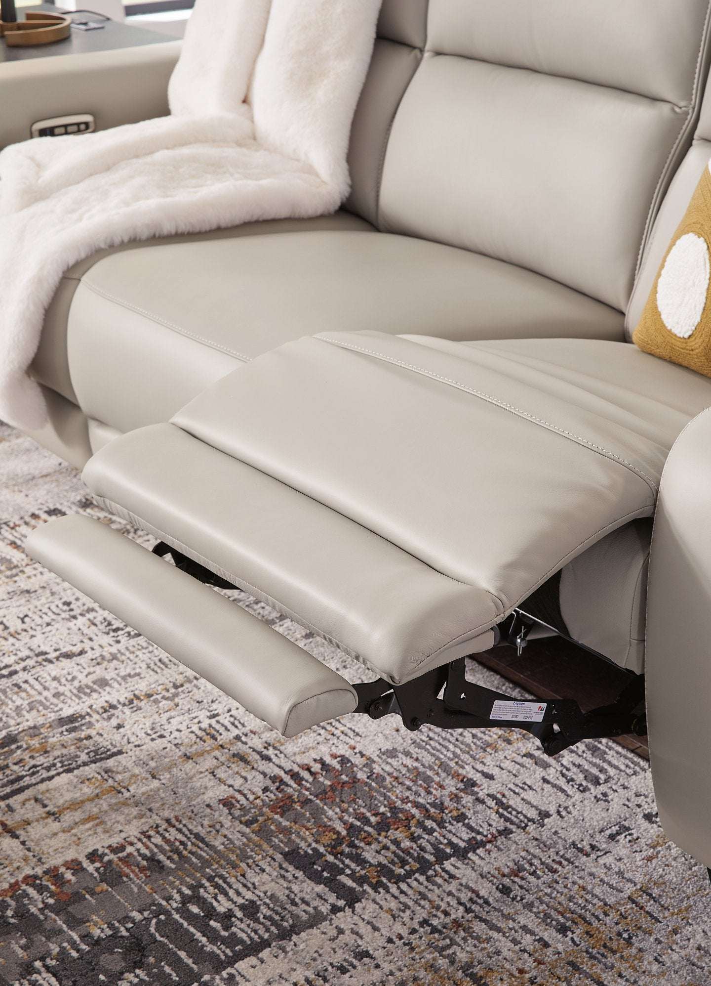 Mercomatic Power Reclining Loveseat - Half Price Furniture