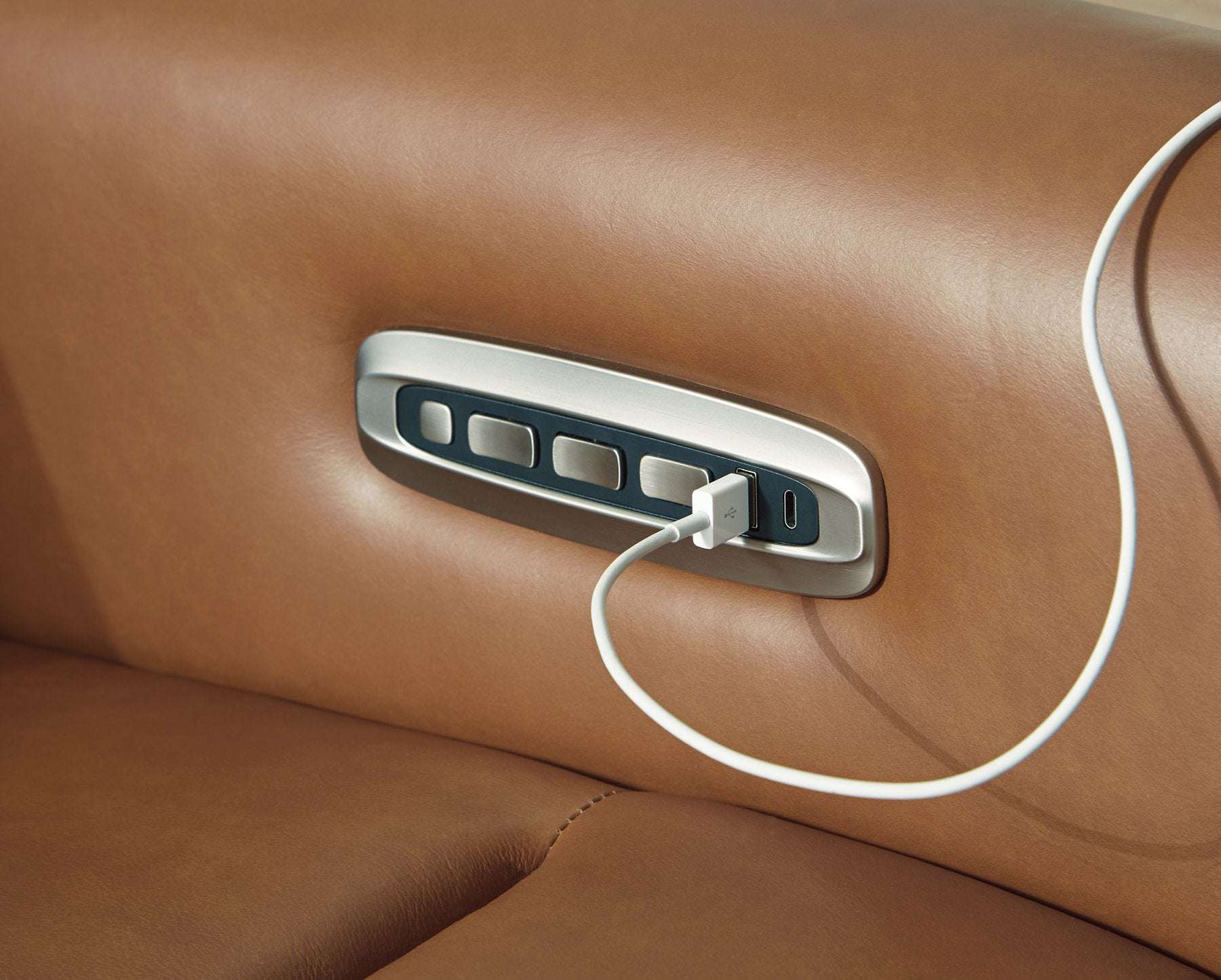 Tryanny Living Room Set - Half Price Furniture